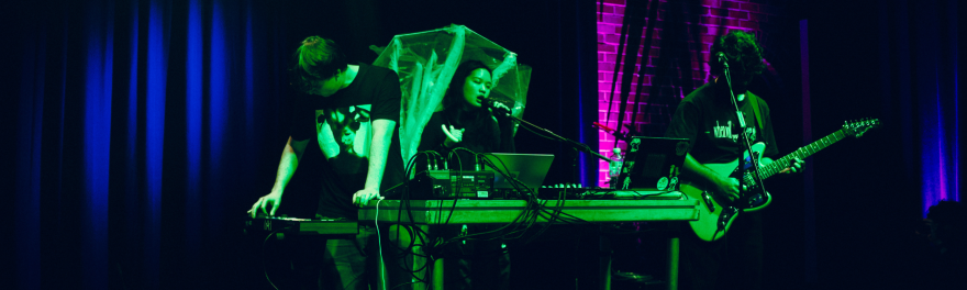 SUBMERGE.FM