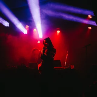 Blacktown Arts invites you to SUBMERGE.FM, an immersive evening of music curated by musician and community worker Esky Escandor.  Hear some of western Sydney’s most exciting pop and ambient acts including Chris Vincent, 2DAWCOUPE, Heart Armour and Sepora.  A night to slow down, tune in and dive deep into sound.  Friday 22 August 
The Leo Kelly Blacktown Arts Centre 
 6 pm to 9 pm 
 $15 tickets 
 BYO snacks 
Book now via link in bio. 
Limited capacity  Everyone is welcome.  @blacktowncitycouncil @creatensw @esky.esk @chrisvinc3nt @heart__armour @sepora  #BlacktownArts #BlacktownCityCouncil #SUBMERGEFM #Music #westernSydney #Ambient  ---
Image: Heart Armour, 2025, photo by Dylan Mangunay  ID: Image shows artist in the middle of performance, in a darkly lit space with red and purple lighting.