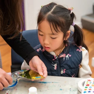 Join us for Spring School Holidays with Little Spirits in the Kitchen!  Led by Tubbaa-Gah woman, Merindah Funnell, kids will enjoy 2 workshops that utilise drawing and storytelling methods, with a focus on connecting food with the environment.  Kids will be able to take home their own fabric artworks or tote bag.  Parents and carers are welcome to join in on the fun too.  🎨Wednesday 1 October from 10.30 am to noon 
For kids aged 5 to 7  🖌️Wednesday 8 October from 10.30 am to noon 
For kids aged 8 to 12  Book now, link via bio. 
@blacktowncitycouncil @creatensw @merindahfunnell 
 #BlacktownArts #BlacktownCityCouncil #SchoolHolidays #Workshops #Food #Environment  --- 
Images: Celestial Costumes with Anney Bounpraseuth, 2024, photo by Garry Trinh. Image 2, Artwork by Merindah Funnell, 2025, courtesy of artist  ID: Images show a young girl being shown how to create an art piece at a School Holidays workshop, followed by an image example of artwork for a new workshop. With oil pastels and a tote bag